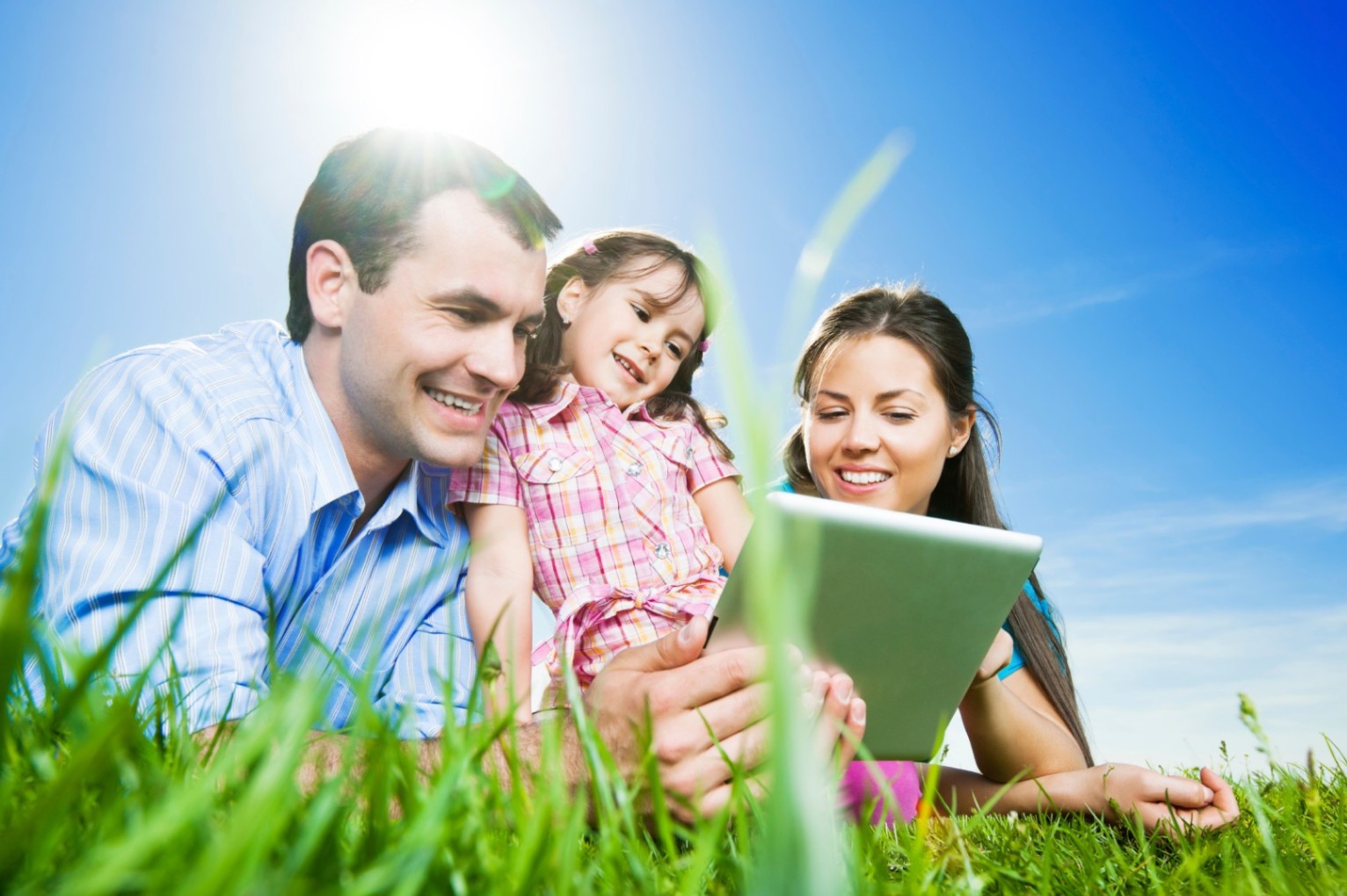 Smart & Simple Mobile & Internet Plans with 5G across the UAE for Everyday Use